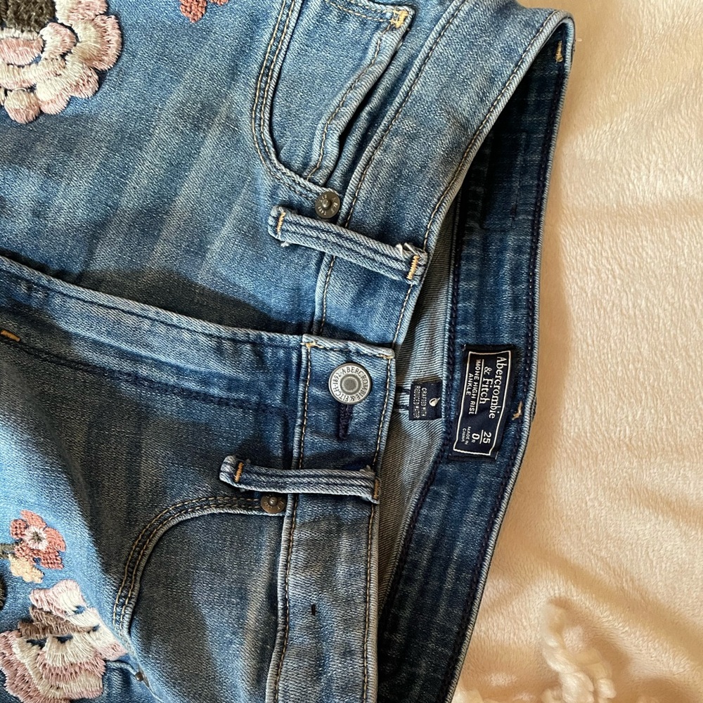 Abercrombie, embroidered jeans.